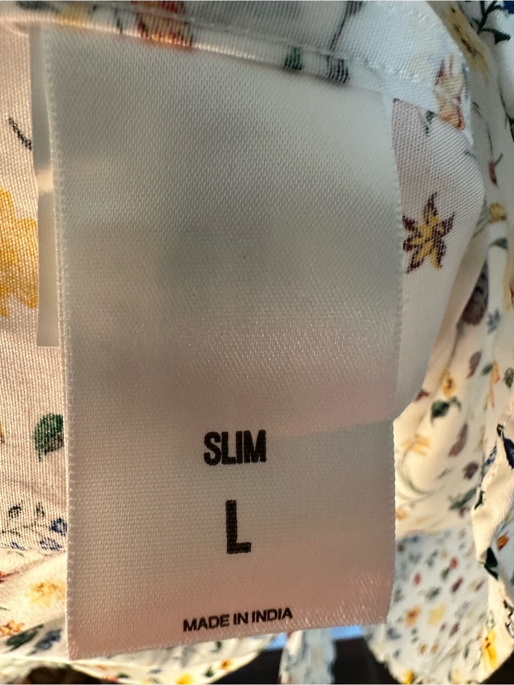 Express White Button-Down Shirt with Multicolor Floral and Bee Print - Picture 6 of 7